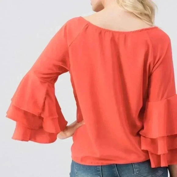 FLARED SLEEVED TOP - Picture 3 of 3